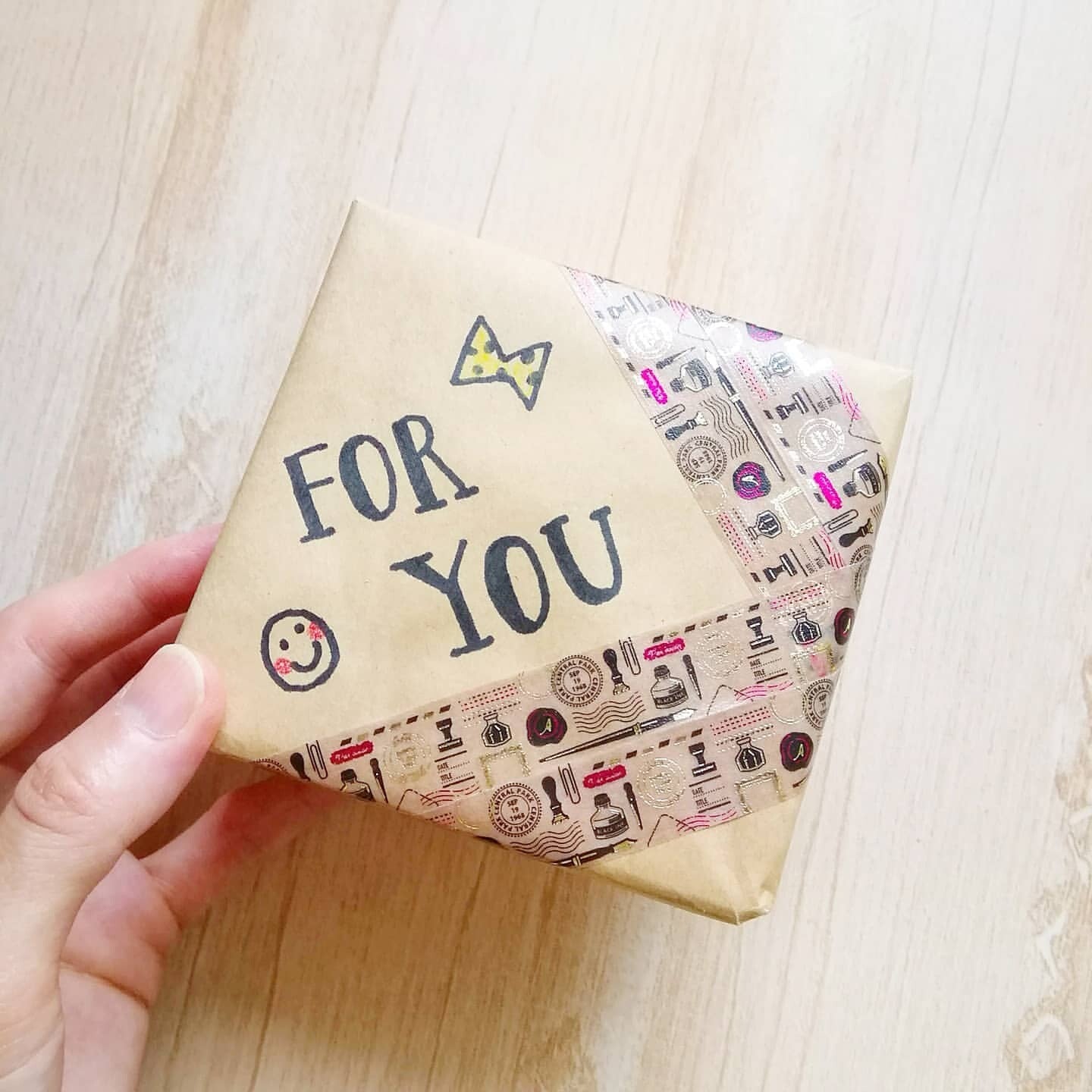 WORLD CRAFT Kira Kira Washi Tape - Letter